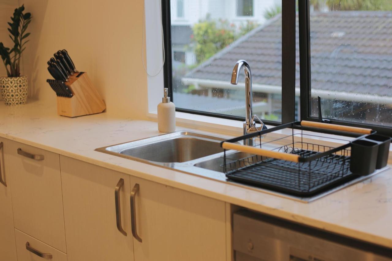 Cozy And Comfortable, Sunny Three-Storey Building Auckland Dış mekan fotoğraf